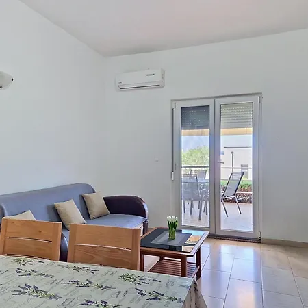 Apartman Ivan-5 By Interhome *