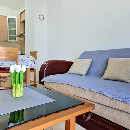 Ivan-5 By Interhome Maslenica